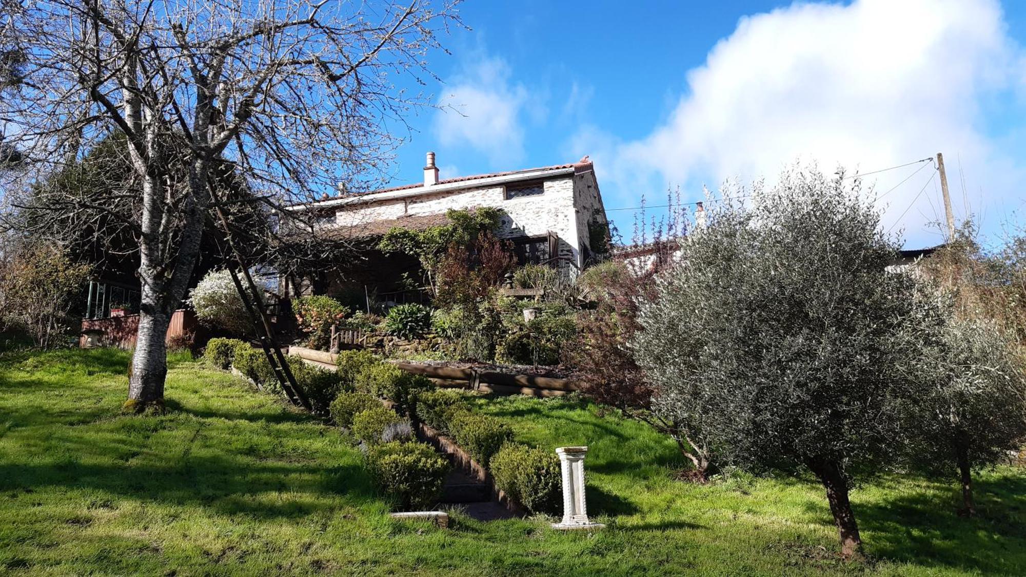 Saint-Bonnet-de-Bellac Au Coeur Des Loges B&B 외부 사진